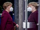 Vì COVID-19, đến năm sau Đức mới biết ai kế nhiệm bà Merkel