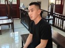 Giấu 5 gói ma túy trong người thì gặp công an