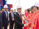 Phó Thủ tướng Vương Đình Huệ nhấn nút mở cầu cảng biển