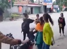 Xôn xao clip bốn nữ sinh đánh hội đồng một nữ sinh lớp 11