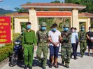 2 kẻ bị bắt khi chở 1 bánh heroin và 1kg ma túy đá ra Hà Nội