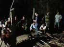 Nghi án con say rượu sát hại mẹ rồi tự tử