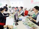 Hưởng lợi kép nhờ đồng tiền Việt giữ giá trị
