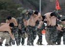 Tiền đạo Son Heung-min gia nhập thủy quân lục chiến Hàn Quốc