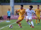 Anh Đức chào sân, HA Gia Lai vẫn không thắng nổi Thanh Hóa