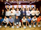 Dạy luật cho đội bóng của các ông bầu tại SV-League 2020