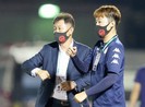 Chia tay HLV xuất sắc nhất V-League