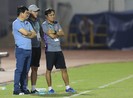 HLV Vũ Tiến Thành: ‘Tôi mắc mớ gì đi đêm chèo kéo cầu thủ'