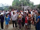 Sửa mái nhà bị điện cao thế phóng chết