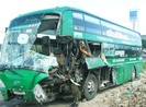 Xe khách Mai Linh đổ đèo tông xe tải, 9 người thương vong