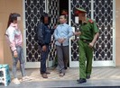 Thiếu nữ kể chuyện vào khách sạn, bạn trai bị tù