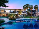Khám phá clubhouse phong cách resort ở khu biệt lập Bình Dương