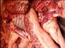 Chợ đầu mối Bình Điền suýt 'hứng' hàng trăm ký thịt heo bệnh
