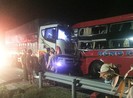 Xe khách đối đầu xe tải ở Đà Nẵng, 13 người thương vong