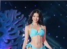 Thể hình nóng bỏng với bikini của tân HH Trái đất Phương Khánh