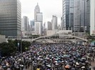 Hong Kong: Đường sá bị chặn, các nhà lập pháp không thể đi họp