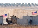 Đoàn xe chở lính Mỹ rút khỏi Syria bị tấn công