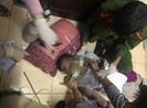 Người đàn ông 60 tuổi tới chung cư quậy, đòi tự tử