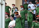 Phụ huynh bức xúc vì con 'bị nâng điểm'