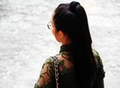Bị cáo nhiều người tình ra tòa hóa điên