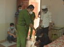 19 người thuê nhà nghỉ chơi xóc dĩa giữa dịch COVID-19