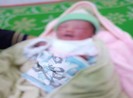 Phát hiện bé sơ sinh bị bỏ rơi trong vườn bắp