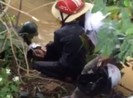 Phát hiện thi thể 2 thanh niên bên bờ suối