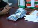 2 thiếu niên chở pháo thuê ở Bình Dương bị bắt giữ