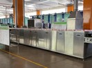 Máy đóng đế giày bất ngờ hoạt động làm 1 công nhân tử vong