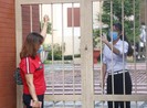Thi THPT: 'Cố lên con nhé, mẹ tin ở con'