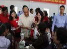 Thủ tướng tặng quà tết tại Vĩnh Long