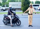 Cho chạy 50 km/giờ nhưng 'phóng' đến 100 km/giờ