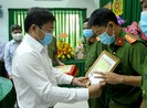 Triệt phá nhóm cướp giật, Công an Bình Tân được khen