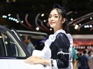 Ngắm những bóng hồng khoe sắc tại Vietnam Motor Show 2019