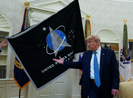 Ông Trump 'khoe' tên lửa siêu thanh nhanh gấp 17 lần hiện tại