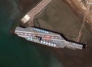 Iran đưa mô hình tàu sân bay Mỹ ra biển để tập trận đánh chìm?
