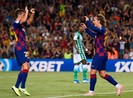 Griezmann khai hỏa, Barca 'trút giận' lên Real Betis