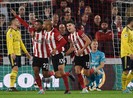 Thua sốc đội mới lên hạng, Arsenal văng khỏi tốp 4
