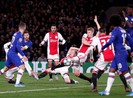 Chelsea bị Ajax cầm hòa trong trận cầu siêu kịch tính