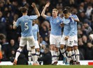 Lội ngược dòng trong hiệp 1, Man City vượt mặt Chelsea