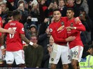Hàng công bùng nổ, M.U lội ngược dòng “hủy diệt” Newcastle