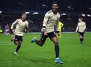 Thắng trên sân Burnley, MU ‘phả hơi nóng’ lên Chelsea