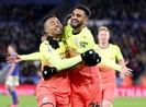Aguero hỏng phạt đền, Man. City thắng khó phút cuối
