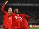 Đè bẹp Chelsea, Bayern đặt một chân vào tứ kết, Barca hòa nhạt