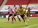 Arsenal nhọc nhằn vào bán kết FA Cup