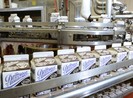 Vinamilk ủng hộ 23.000 lít sữa cho người dân Mỹ