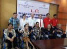 Trao tặng 250 chiếc xe lăn, xe lắc cho người khuyết tật