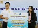 Sữa Cô Gái Hà Lan tặng quà cho 1.700 học sinh Quảng Trị