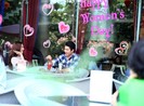 Diễm My 9X hẹn hò Trương Nam Thành ngày 8/3