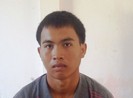 Cứu một người nước ngoài trôi dạt trên biển